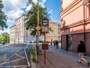 Pronájem bytu 2+kk, Praha - Žižkov, Ježkova, 43 m2