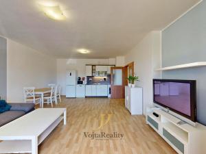 Prodej bytu 2+kk, Olomouc - Neředín, Okružní, 59 m2