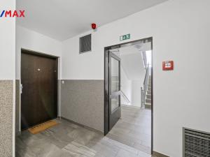 Prodej bytu 4+kk, Praha - Letňany, Kadečkové, 93 m2