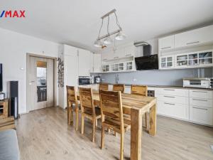 Prodej bytu 4+kk, Praha - Letňany, Kadečkové, 93 m2