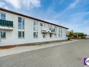 Prodej garážového stání, Vestec, U Strouhy, 13 m2