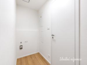 Pronájem bytu 2+kk, Praha - Štěrboholy, K učilišti, 60 m2