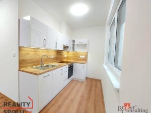 Pronájem bytu 1+kk, Plzeň, Na Jíkalce 3051/19, 38 m2