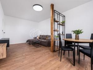 Pronájem bytu 2+kk, Strakonice, Heydukova, 62 m2