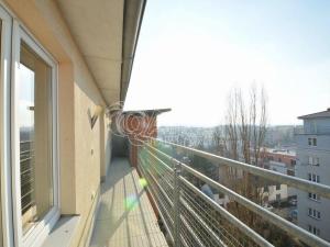 Pronájem bytu 2+kk, Praha - Strašnice, Sečská, 72 m2