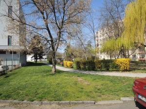 Pronájem bytu 1+kk, Praha - Vokovice, Africká, 30 m2