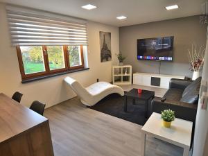 Pronájem bytu 3+kk, Mezouň, 82 m2