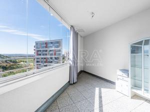 Pronájem bytu 2+kk, Praha - Horní Měcholupy, Modenská, 64 m2