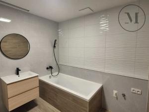 Pronájem bytu 2+kk, České Budějovice, Branišovská, 78 m2