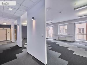 Pronájem kanceláře, Praha - Nové Město, Soukenická, 401 m2