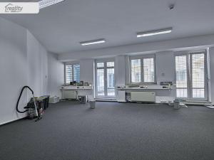 Pronájem kanceláře, Praha - Nové Město, Soukenická, 51 m2