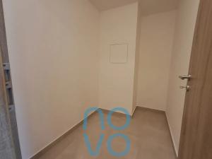 Pronájem bytu 2+kk, Praha - Hloubětín, Domalípova, 69 m2