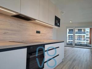 Pronájem bytu 2+kk, Praha - Hloubětín, Domalípova, 69 m2