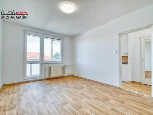 Pronájem bytu 1+1, Hranice, Pernštejnské náměstí, 34 m2