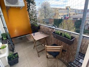 Pronájem bytu 2+kk, Praha, Kabešova, 56 m2