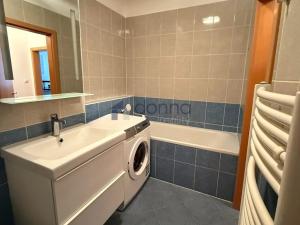 Pronájem bytu 2+kk, Praha, Kabešova, 56 m2