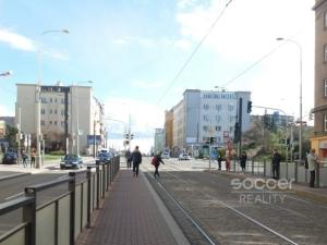 Pronájem bytu 1+kk, Praha - Žižkov, Jeseniova, 17 m2
