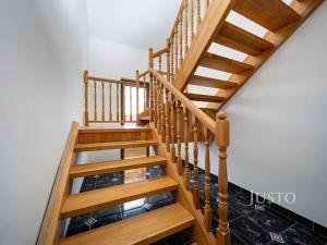 Pronájem bytu 4+1, Třeboň, Lesní, 125 m2