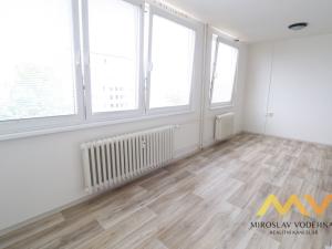 Pronájem bytu 1+kk, Hradec Králové, Akademika Heyrovského, 30 m2