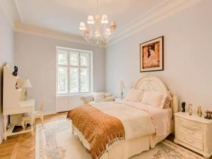 Pronájem bytu 4+kk, Praha - Vinohrady, Korunní, 132 m2