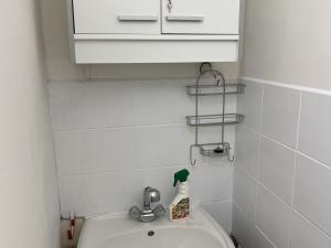 Pronájem obchodního prostoru, Chrášťany, Plzeňská, 36 m2