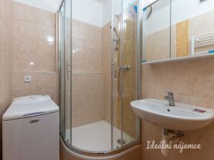 Pronájem bytu 2+1, Praha - Strašnice, U kombinátu, 68 m2