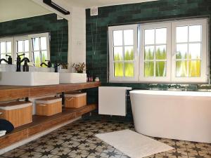 Prodej chalupy, Luby, 229 m2