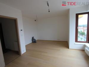 Pronájem bytu 2+kk, Praha - Košíře, Naskové, 55 m2