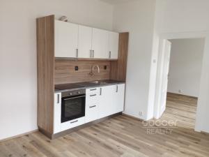 Pronájem bytu 2+kk, Praha - Žižkov, Jeseniova, 51 m2