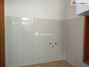 Prodej bytu 3+kk, Klášterec nad Ohří - Miřetice u Klášterce nad Ohří, Boženy Němcové, 88 m2