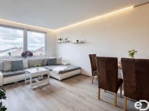 Prodej bytu 4+kk, Tábor - Čekanice, Sportovní, 102 m2