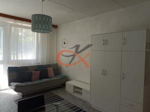 Pronájem bytu 1+kk, Rožnov pod Radhoštěm, Průkopnická, 28 m2