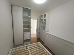 Prodej bytu 1+1, Plzeň, Žlutická, 39 m2