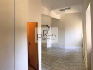 Pronájem obchodního prostoru, Znojmo, 90 m2