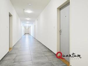 Prodej bytu 2+kk, Praha - Uhříněves, Oty Bubeníčka, 46 m2