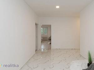 Prodej bytu 3+1, Karviná, Příční, 66 m2