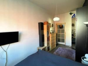 Pronájem bytu 2+kk, Praha - Nusle, 5. května, 50 m2