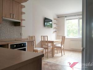 Pronájem bytu 2+kk, Milovice - Mladá, Komenského, 45 m2