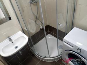 Pronájem bytu 2+1, Milovice - Mladá, Spojovací, 46 m2