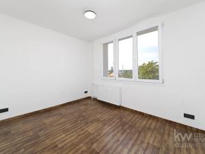 Prodej bytu 3+kk, Holýšov, Pod Makovým vrchem, 62 m2
