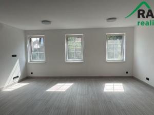 Pronájem bytu 2+kk, Planá, Zámecká, 55 m2