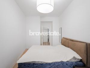 Prodej bytu 2+kk, Praha - Smíchov, Kmochova, 45 m2