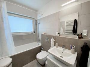 Pronájem bytu 2+kk, Praha - Modřany, Mezi vodami, 51 m2