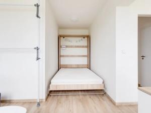 Prodej bytu 2+kk, Praha, Peroutkova, 32 m2