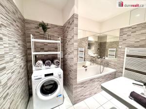 Prodej bytu 1+kk, Praha - Hostivař, Pod průsekem, 59 m2