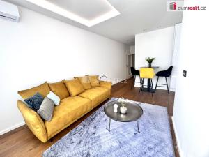 Prodej bytu 1+kk, Praha - Hostivař, Pod průsekem, 59 m2