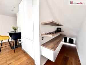 Prodej bytu 1+kk, Praha - Hostivař, Pod průsekem, 59 m2