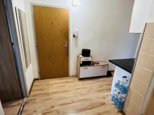 Pronájem bytu 2+1, Stráž pod Ralskem, Máchova, 42 m2