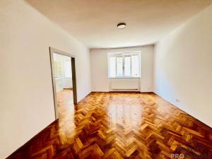 Pronájem bytu 3+1, Brno, Úvoz, 93 m2
