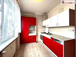 Prodej bytu 3+1, Bukovany, 83 m2